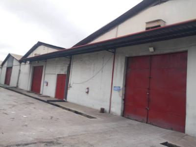 4 Bay-warehouse Measuring 6,600, Mandillas Bus Stop, Okota, Isolo, Lagos, Warehouse for Rent