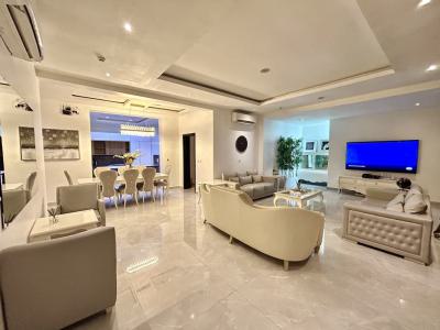 Elegantly Built 3 Bedroom Apartments with Bq, Swimming Pool, Gym, Ikoyi, Lagos, Flat / Apartment for Rent
