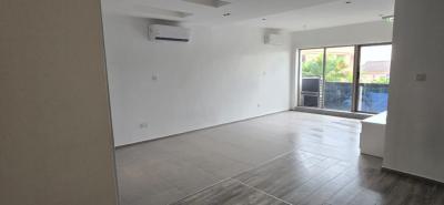 Well Maintained 2 Bedroom Upper Floor Apartment, Banana Island, Ikoyi, Lagos, Flat / Apartment for Rent