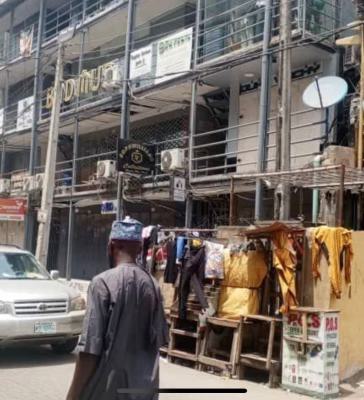 Shopping Complex for Outright Disposal, Abibu Oki Street, Lagos Island, Lagos, Plaza / Complex / Mall for Sale