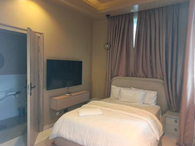 2 Bedroom Apartment, Right Hand, Lekki Phase 1, Lekki, Lagos, Flat / Apartment for Rent