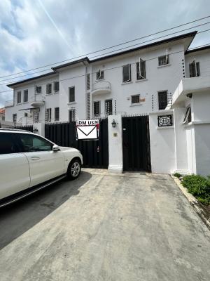3 Bedroom Aparment, Lekki Phase One, Lekki, Lagos, Flat / Apartment for Rent