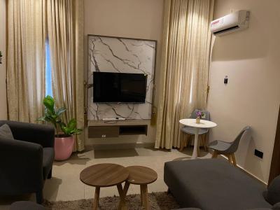 Amazing 2 Bedroom in a Serene Estate, Favourland Estate, Life Camp, Abuja, Flat / Apartment Short Let