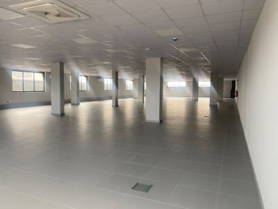 Open Plan Serviced Office Space Measuring 300sqm, Q. M. B. Road/ Megachicken Road, Lekki Phase 1, Lekki, Lagos, Office Space for Rent