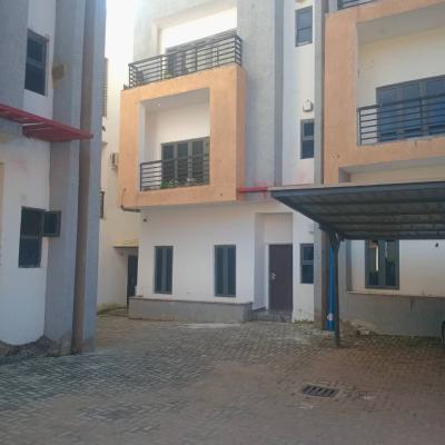 3bedroom Block of Apartment, Guzape District, Abuja, Flat / Apartment for Rent