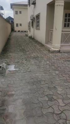 1000sqms with Structure, Ichie Mike Street, Lekki Phase 1, Lekki, Lagos, Residential Land for Sale