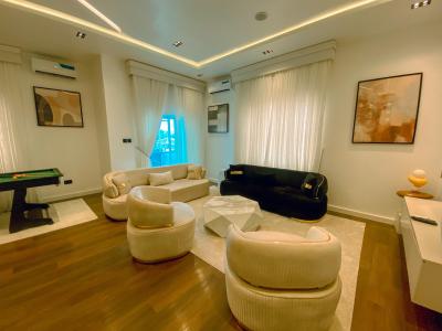 2 Bedroom Apartment, Lekki Phase 1, Lekki, Lagos, Flat / Apartment Short Let