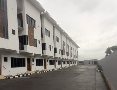 Newly Built and Serviced 4 Bedroom En-suite Townhouse with Fitted Kitc, Lekki Phase 1, Lekki, Lagos, House for Rent