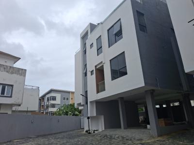 5 Bedroom Semi-detached House, Lekki Phase 1, Lekki, Lagos, House for Sale