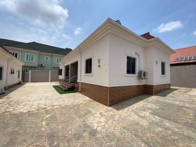Room and Palour Self Contained, Kemta Housing Estate Abeokuta Ogun State, Abeokuta South, Ogun, Flat / Apartment for Rent