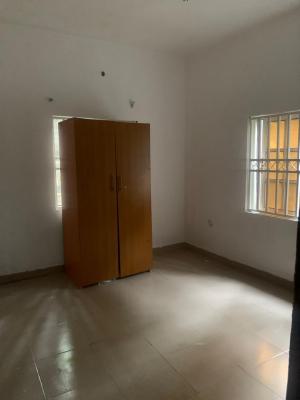 Decent and Spacious 2 Bedroom, Gbagada Phase 1, Gbagada, Lagos, Flat / Apartment for Rent