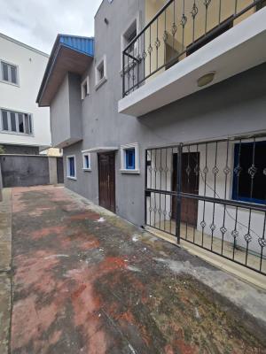 Lovely 3 Bedroom Flat, Gra Phase 2, Magodo, Lagos, Flat / Apartment for Rent