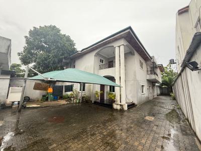 5 Bedroom Semi Detached House on a Very Busy Street with 2 Bq, Lekki Phase 1, Lekki, Lagos, Semi-detached Duplex for Rent