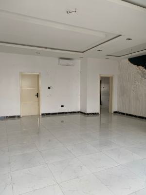 Spacious 3 Bedroom Apartment, Lekki Phase 1, Lekki, Lagos, Flat / Apartment for Rent
