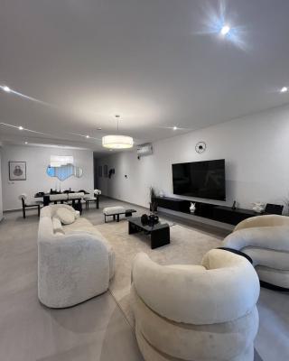 3 Bedroom Apartment with Bq, Swimming Pool, Lounge, Study Room, Gym, Lekki Phase 1, Lekki, Lagos, Flat / Apartment for Sale