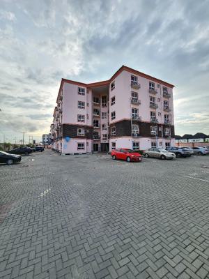Serviced 3 Bedroom Apartment Upstairs with Pool and Gym, Osapa, Lekki, Lagos, Flat / Apartment for Rent