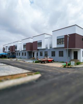 Modern 3 Bedroom Duplexes with Attached Bq (3 Units Left) C of O Title, Umar Yaradua Expressway Way By Shoprite., Lugbe District, Abuja, Terraced Duplex for Sale