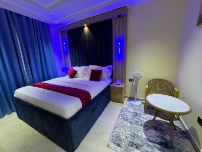 1 Luxury Bedroom, Ago Palace, Isolo, Lagos, Flat / Apartment Short Let