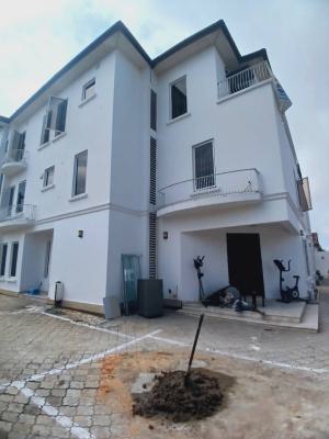 Fully Serviced Mini Flat, Off Admiralty Way, Lekki Phase 1, Lekki, Lagos, Mini Flat (room and Parlour) for Rent