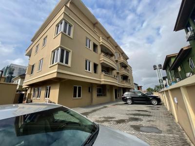3bedroom on Top Floor with Bq and Swimming Pool, Lekki Phase 1, Lekki, Lagos, Flat / Apartment for Rent