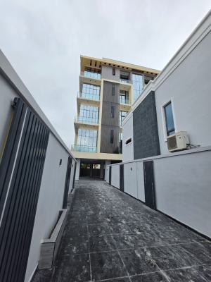 Luxury 3 Bedroom Apartment with Elevator + Swimming Pool, Lekki Phase 1, Lekki, Lagos, Flat / Apartment for Sale