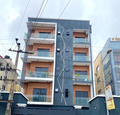 Luxurious 3 Bedroom Apartment in a Secure Estate, Chevron, Lekki, Lagos, Flat / Apartment for Sale