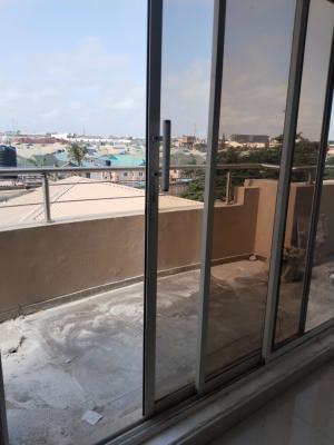 Luxury 3 Bedroom Penthouse with Bq, Off Hakeem Dickson Drive, Lekki Phase 1, Lekki, Lagos, Flat / Apartment for Rent