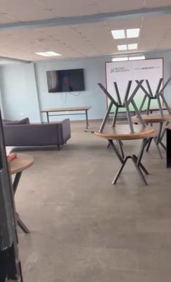 Very Nice Office Space Available Location: Herbert Macaul, Herbert Macaulay, Yaba, Lagos, Office Space for Rent