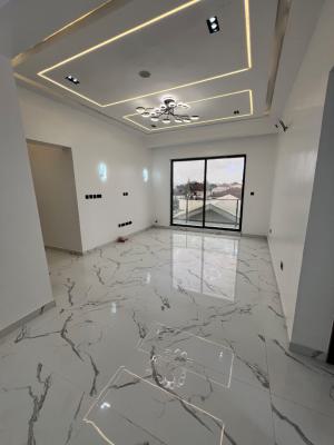 Super Luxury 3-bedroom Apartment with an Elevator and a Swimming Pool, Lekki Phase 1, Lekki, Lagos, Flat / Apartment for Rent