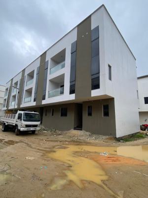Beautiful 4 Bedroom Terrace Duplex Within a Gated Estate, Lekki Phase 1, Lekki, Lagos, House for Sale