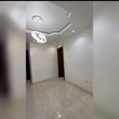 Lovely 2 Bedroom Flat, Alhaji Salami Off Brown Road, Aguda, Surulere, Lagos, Flat / Apartment for Rent