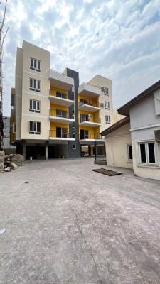 Distressed 3bedroom Flat with Bq at Lekki Phase 1, Off Freedom Way Lekki Phase 1, Lekki Phase 1, Lekki, Lagos, Block of Flats for Sale