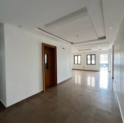 Smart 2 Bedroom Apartment in a Serviced Court, Off Admiralty Way, Lekki Phase 1, Lekki, Lagos, Flat / Apartment for Rent