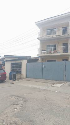 3 Bedroom Flat Upstairs All Rooms Ensuite with Guests Toilet, Maryland, Lagos, House for Sale