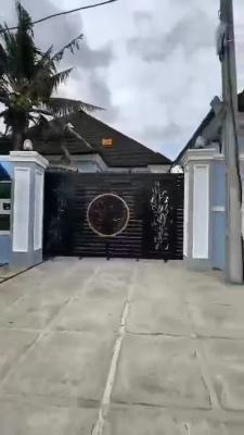 Sophisticated 4 Bedroom Detached Bungalow, Gowon Estate, Egbeda, Alimosho, Lagos, Detached Bungalow for Rent