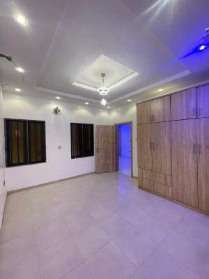 4 Bedroom Terrace with Study, Lekki Phase 1, Lekki, Lagos, Flat / Apartment for Rent