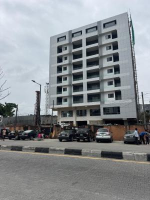 Lovely 3 Bedroom Apartment with a Pool,gym,elevator, Victoria Island (vi), Lagos, Flat / Apartment for Sale