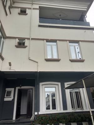 Sharp 3 Bedrooms Terraced Duplex, Lekki Phase 1, Lekki, Lagos, Terraced Duplex for Rent