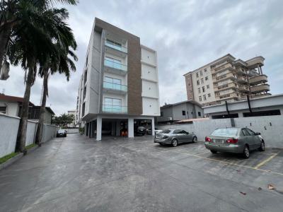 Luxury 3 Bedroom Apartment with Bq, Off Ajose Adeogun, Victoria Island (vi), Lagos, Flat / Apartment for Sale