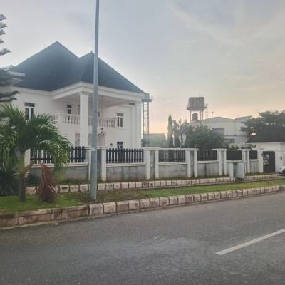 6 Bedrooms Fully Detached Duplex Plus 2 Room Bq, Guzape District, Abuja, Detached Duplex for Sale