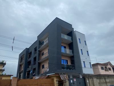 Luxury 3 Bedroom Apartment, Ikeja, Lagos, Flat / Apartment for Sale