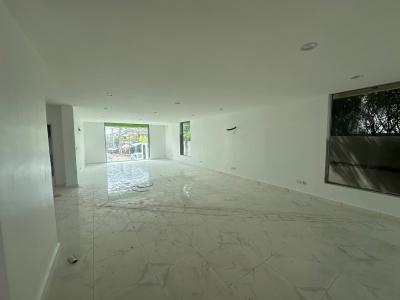 Strategically Located Shop/office Space, Wuse, Abuja, Plaza / Complex / Mall for Rent