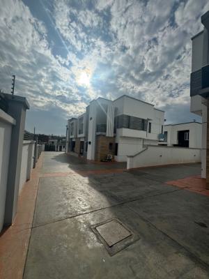 Beautiful 4 Bedroom Duplex, Inside Carlton Gate Estate, Akobo, Ibadan, Oyo, Semi-detached Duplex for Rent