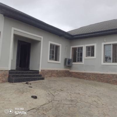 Modern 3 Bedrooms Bungalow in a Serene Neighborhood, Oluyole, Oyo, Detached Bungalow for Sale