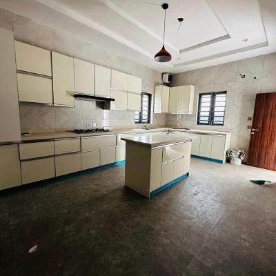 Standard 5 Bedroom Detached Duplex in a Good Location, Magodo Phase 2, Magodo, Lagos, Detached Duplex for Sale