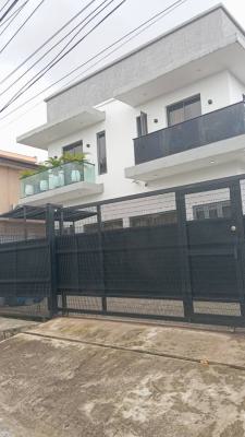 Teasefully 4 Bedrooms Semi-detached Duplex with a Room Bq, Anthony, Maryland, Lagos, Semi-detached Duplex for Sale