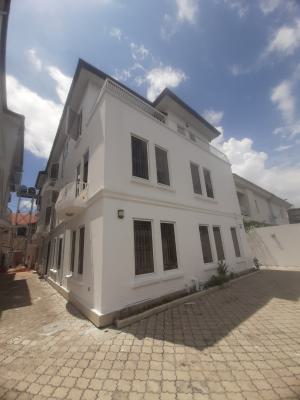3 Bedroom Apartment, Lekki Phase 1, Lekki, Lagos, Flat / Apartment for Rent