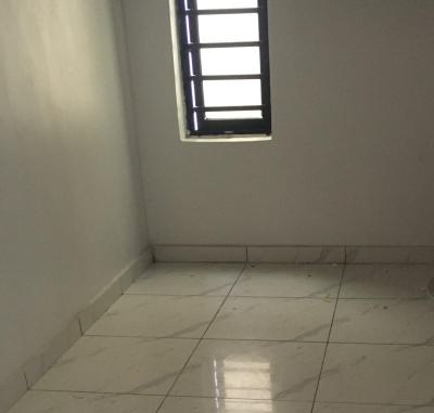 1 Bedroom Bq Self Contain, Orchid Road, Lekki Expressway, Lekki, Lagos, Self Contain (single Rooms) for Rent