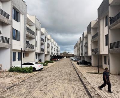 Standard 4 Bedroom Terrace Duplex, Guzape District, Abuja, Terraced Duplex for Rent