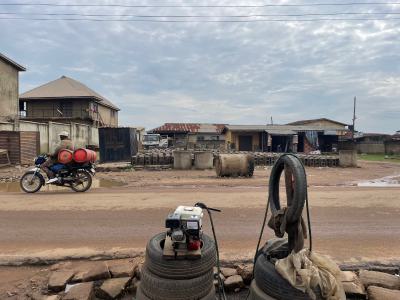 Strategically Located Commercial Land Measuring 780sqm, Alatise Idi Iroko, Amuloko Akanran Road, Ibadan, Ona Ara, Oyo, Commercial Land for Sale
